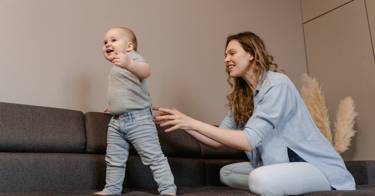 Infant Milestone Guide: What’s Normal and What’s Not in Baby Development