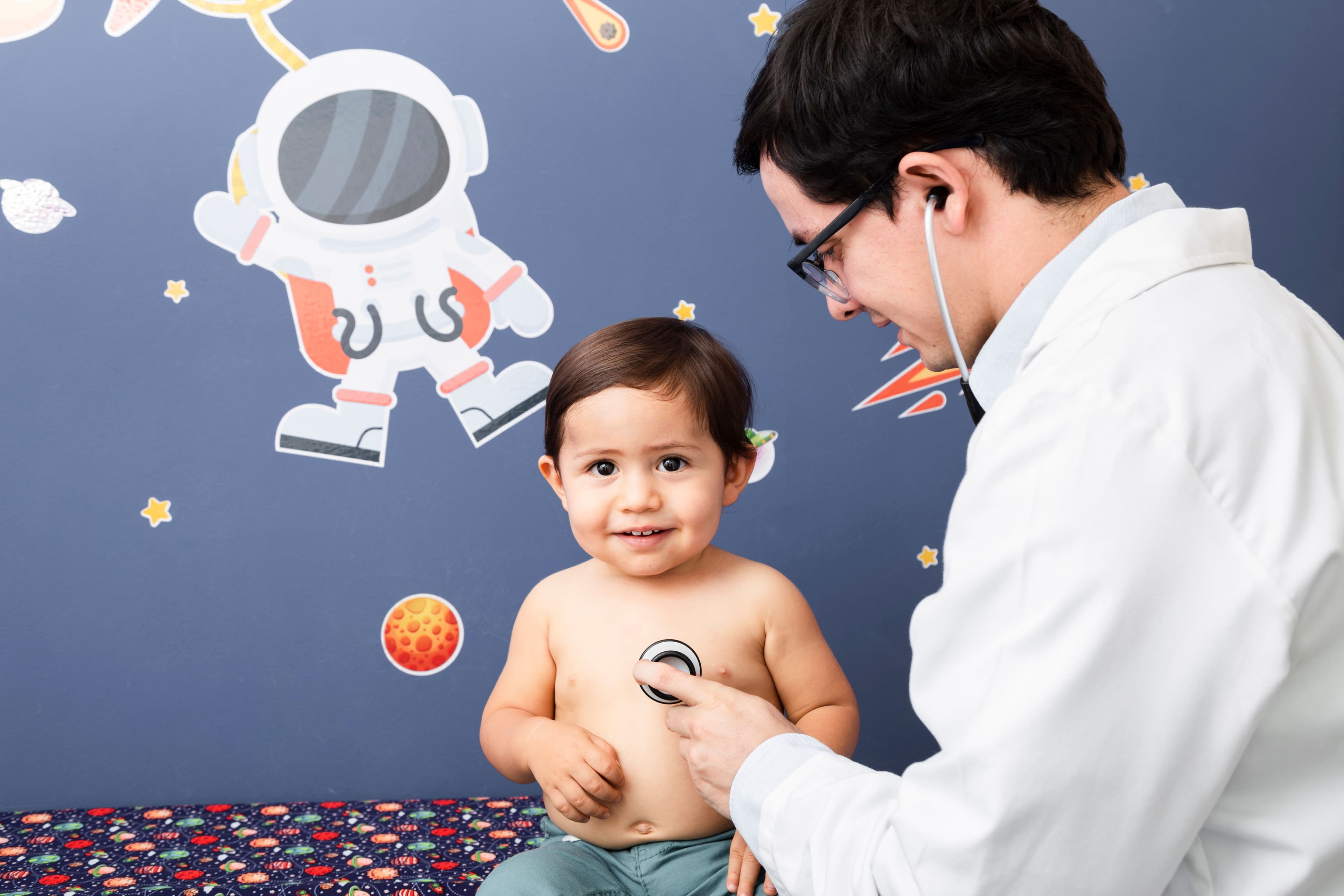 Family Doctor vs Pediatrician: What’s Best for Your Baby?